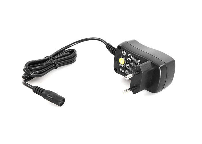 S-link SL-AD86 3/4.5/5/6/7.5/9/12V 1A Universal Adaptör